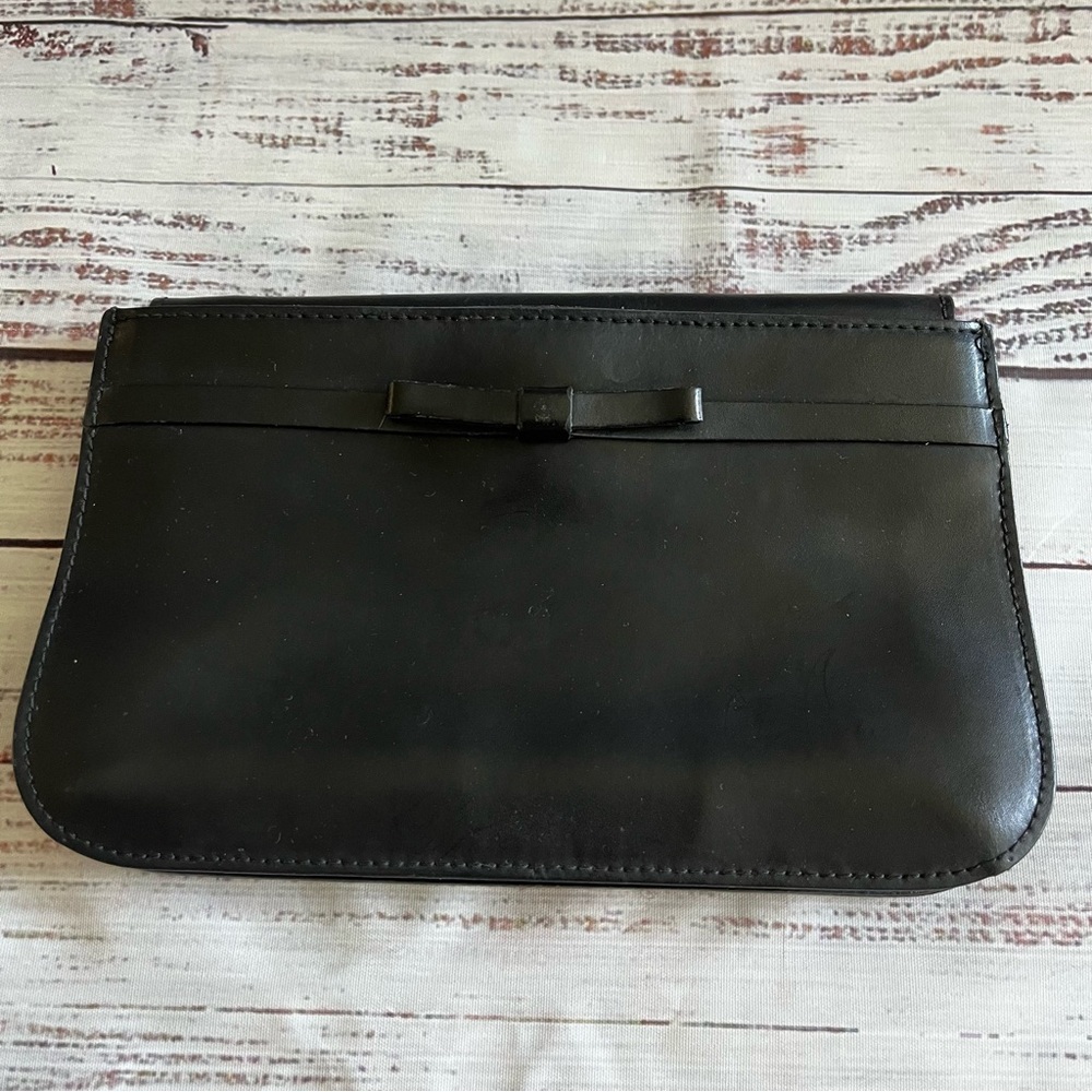 furla clutch wallet  leather bow detail interior snap closure black